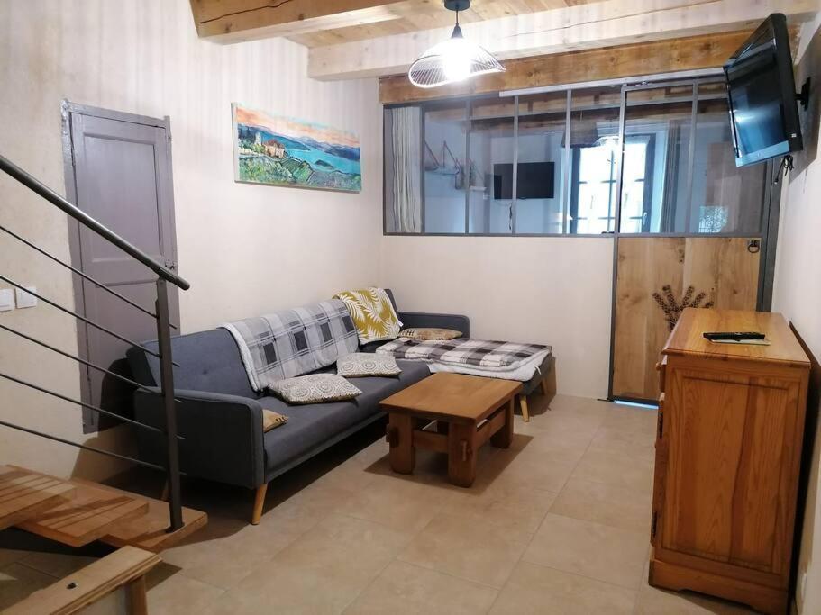 Agreable Maison De Village. Castellane